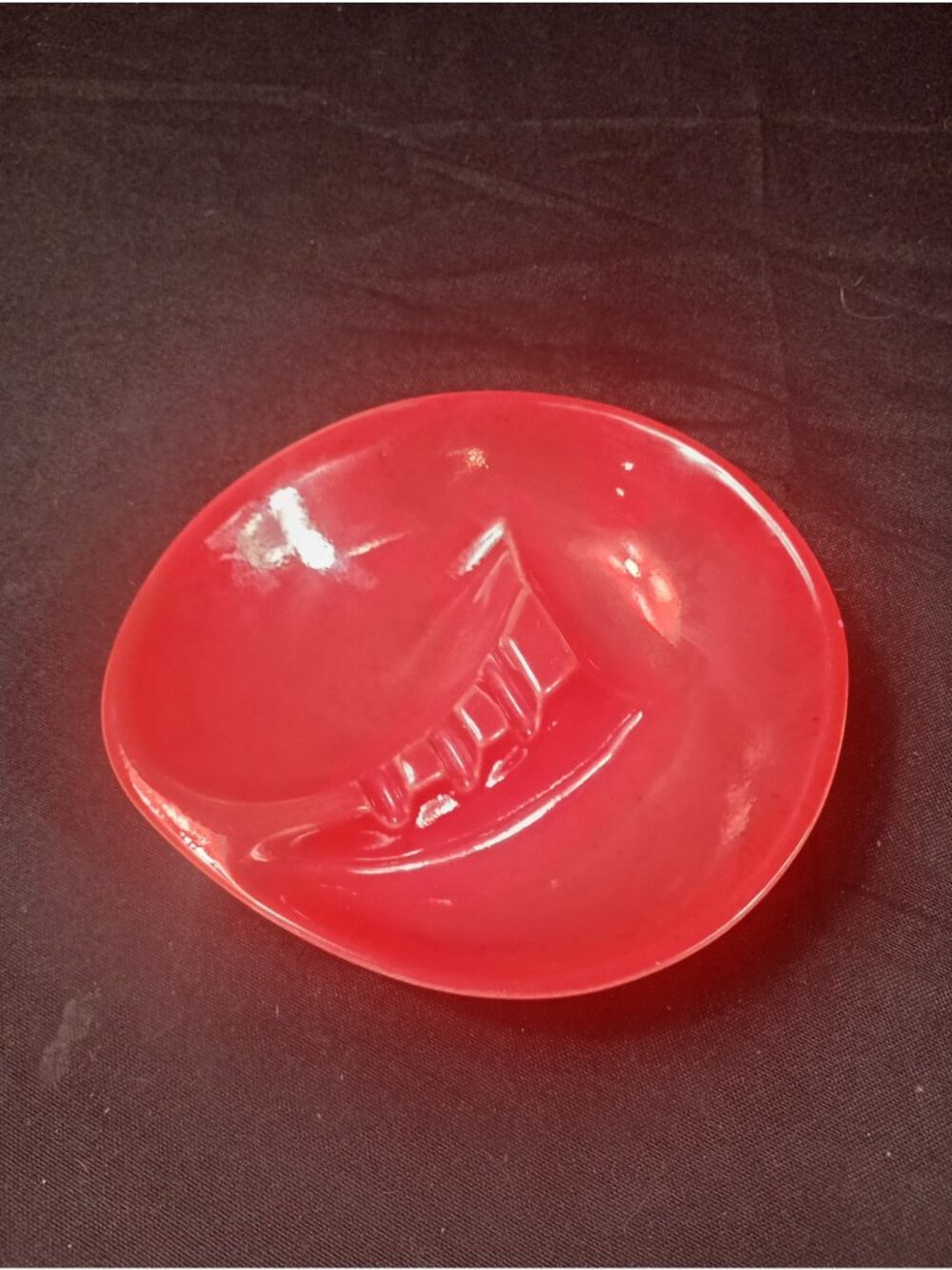 Vintage Retro 1960s  Holland Mold Red Flair Ceramic Ashtray Trinket Dish